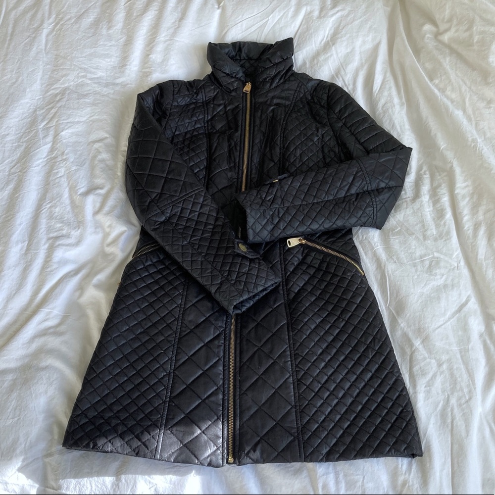 Lightly quilted coat